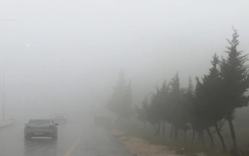 الأرصاد تحذر من تدني الرؤية الأفقية في المرتفعات الجبلية صباح الاثنين المقبل